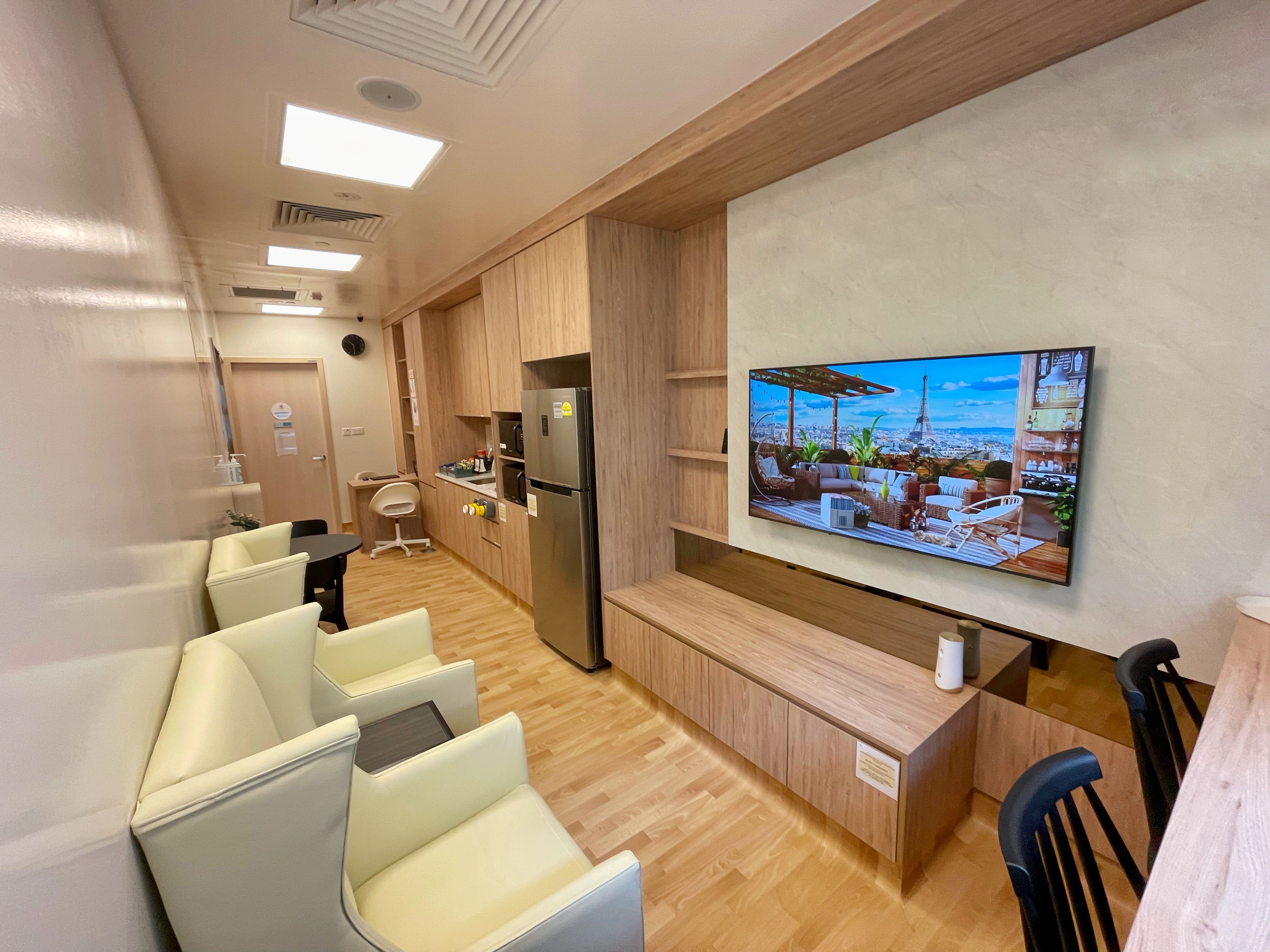 Ronald McDonald House Family Room at Neonatal ICU (NICU)